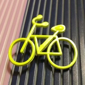 Fun neon green vintage 80s plastic pin